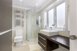 Photo 17- click for photo gallery